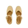 Dam Jaclyn Heel