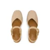 Dam Jaclyn Heel